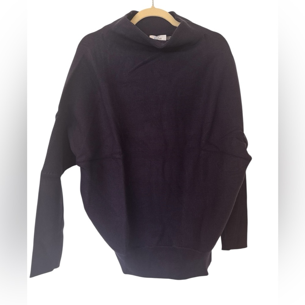 NWT Bluivy Comfy Pullover Sweater in Navy Size M/L